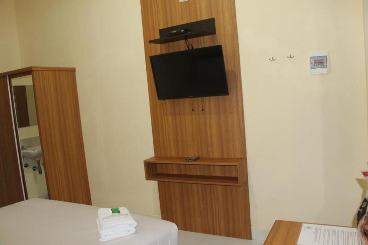 Hotel Rumah 2*